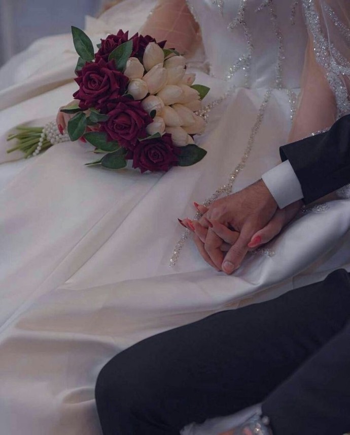 Yeni evlenen çiftler hemen düğün gecesi mi gerdeğe giriyor?