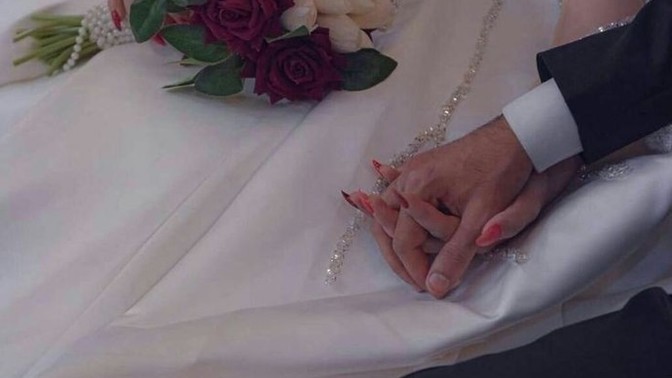 Yeni evlenen çiftler hemen düğün gecesi mi gerdeğe giriyor?