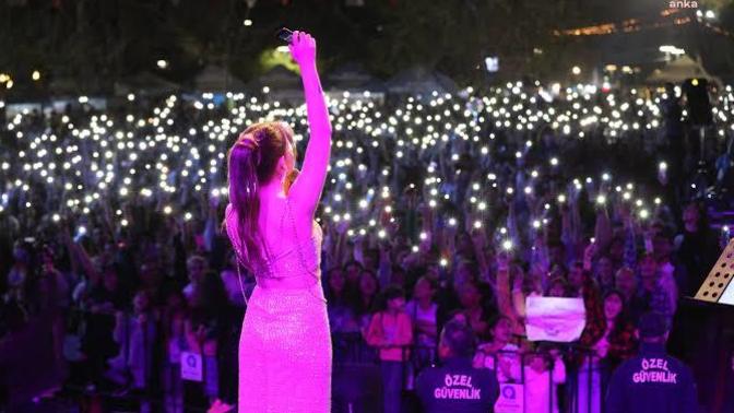 Konserler için "şu yaş aralıkları katılabilir" gibi bir sınırlama getirilmeli mi?