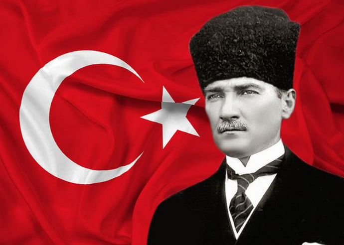 Bence dünyanın en yakışıklı erkeği Mustafa Kemal Atatürk, sizce nasıl?