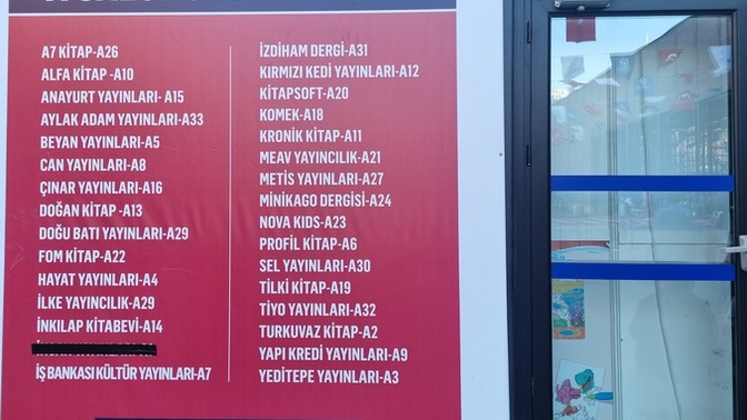 Kitap okuyor musunuz? Kitap fuarında önerisi olan var mı?