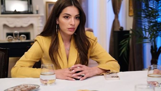 26 yaşına girdim, herkes artık evlen diyor. Evlilik baskısına nasıl göğüs geriyorsunuz?
