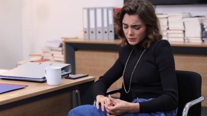 Sevgilim eğitim ve iş dolayısıyla beni küçümseyip aşağılıyor. Sizce nasıl davranmam gerek?