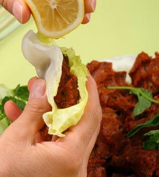 Gece gece kendime çiğköfte söyledim?