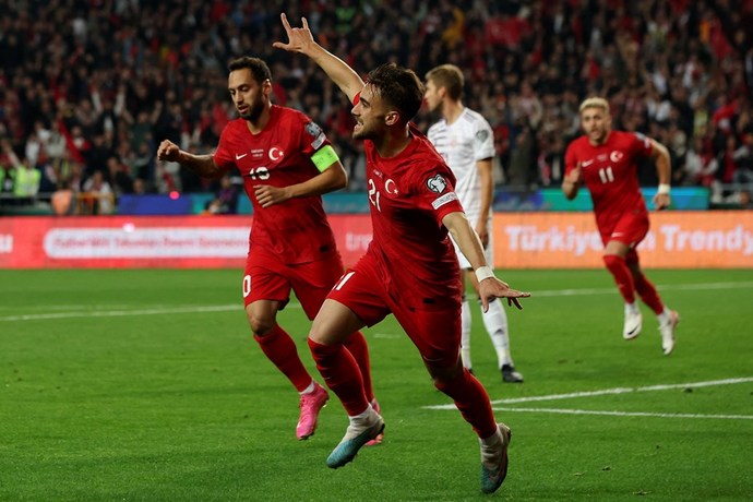 Türkiye - Letonyayı 4-0 yenerek Euro2024 biletini grup lideri olarak aldı! Montella ve milli takımın performansını nasıl buldunuz?