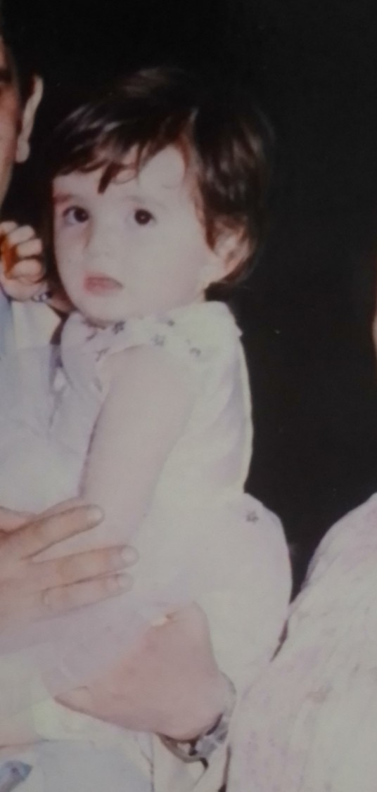 Sizin de bebeklik fotoğraflarınız var mı, küçükken de karakteriniz aynı mıydı?