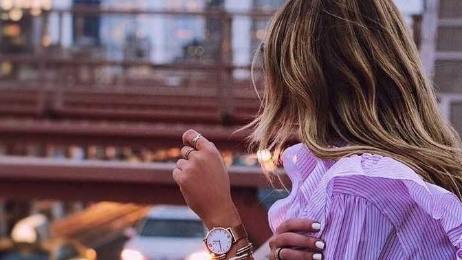 Sevgiliniz/eşiniz sizden başkasıyla dinleyip beğense arıza çıkacak şarkı sizce hangisi olur 😃?