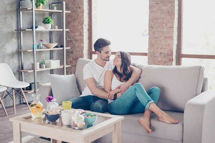 Eskiden evliliklerde sevgi ve saygı belirtisi bazı tavırlar size göre günümüzde eski değerlerini kaybetti mi?