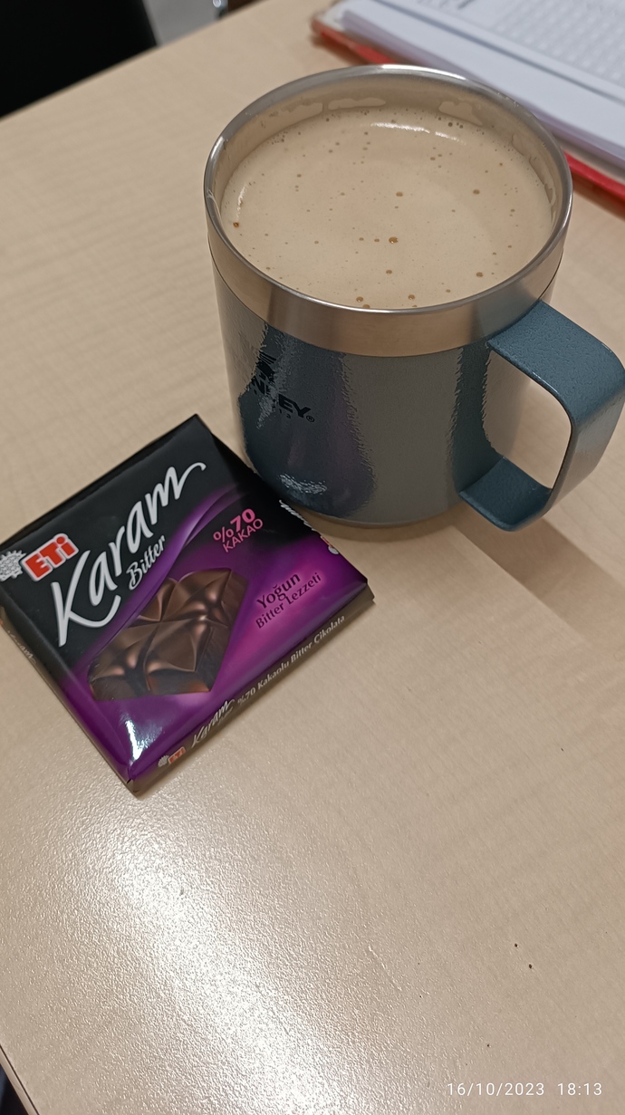 Kahve yanında tatlı mı, tuzlu mu seversiniz?