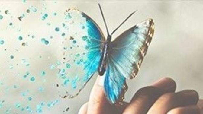 Kendinizi diğerlerine göre daha yakın hissettiğiniz bir duygu var mı?