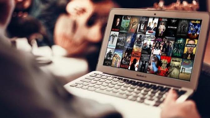 İzlemek için sabırsızlandığınız bir dizi/film var mı?