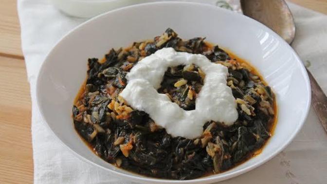 Ispanağı yoğurtlu mu, yumurtalı mı seversiniz?