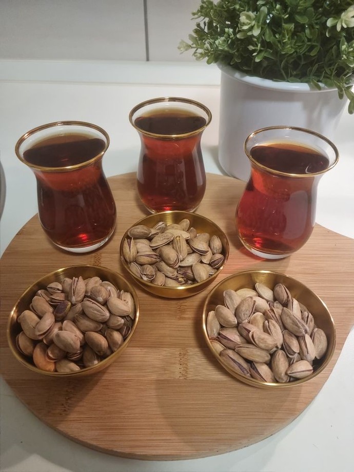 Çayın yanında tuzlu mu, tatlı mı seversiniz?