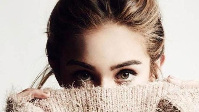 Girdiğiniz ortamlarda ilgi odağı olmak için uğraşır mısınız?
