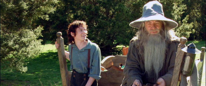 frodo ve gandalf gemiye binip nereye gidiyor?
