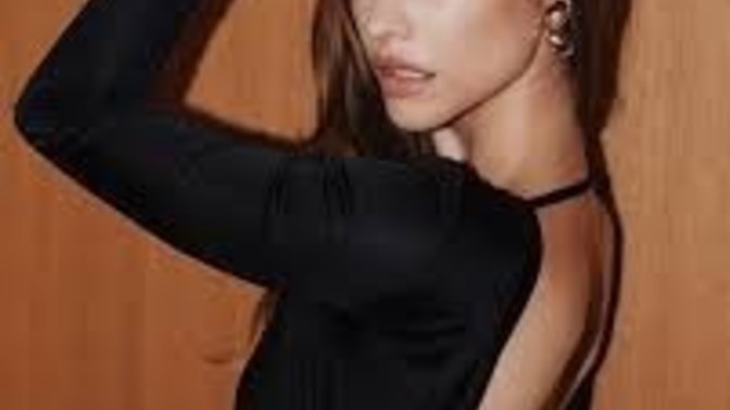 Barbara Palvin niye güzel?