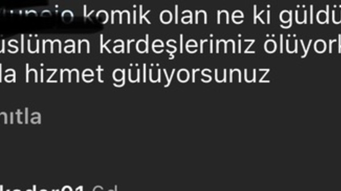 Müslüman kardeşlerim ölürken insanlarımız niye saçma sapan yorumlar yapıyor?