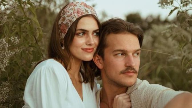 Sevgilim para istedi verdim, bu durum kafamı kurcaladı. Böyle şeyler normal mi?