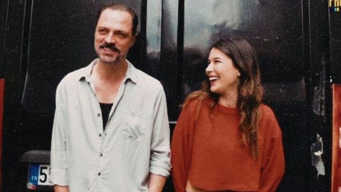 Eski sevgiliniz ile anısı olan fotoğrafı kullanır mısınız?