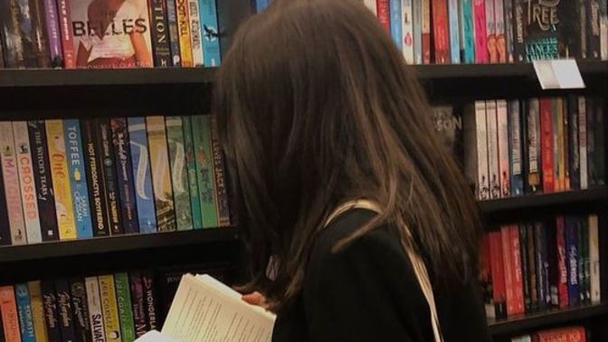 24 yaşında üniversiteye gidilir mi?