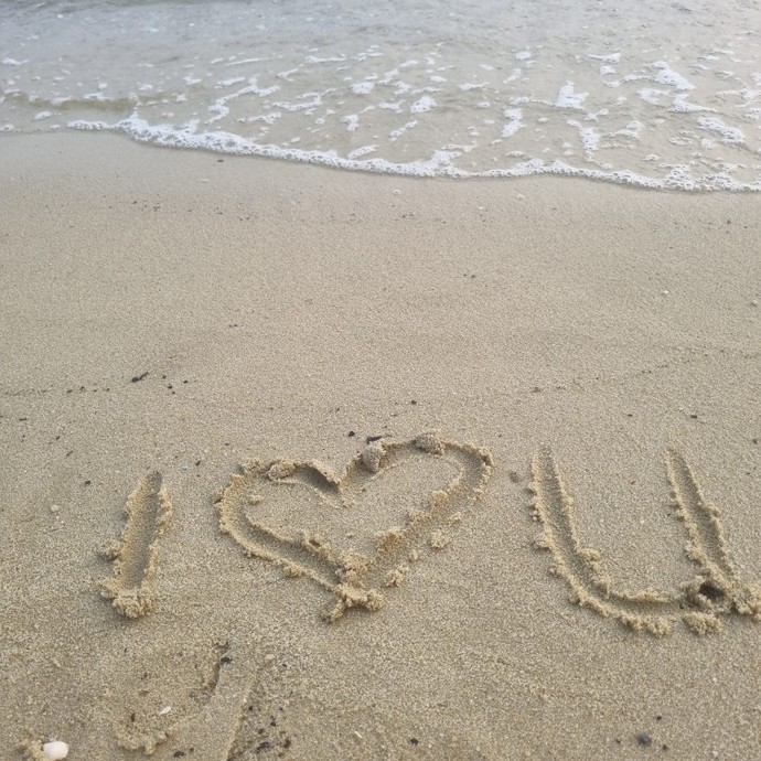 Aşık olduğunuz, beğenip takip ettiğiniz ünlü veya yakın çevrenizden biri var mi❤️?