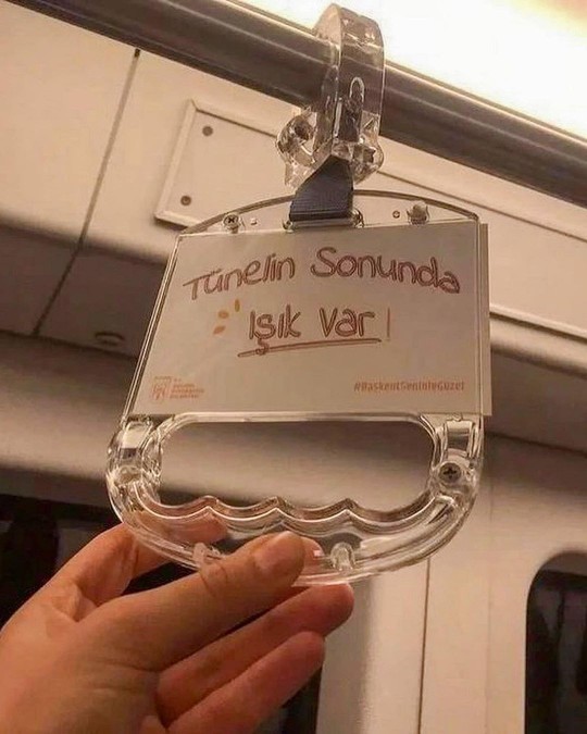 Ankara Belediyesinin motive edici otobüs tutamaçları... 👏😊 Senin favorin hangisi?