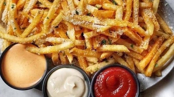 Patates kızartmasının yanına en çok hangi sos yakışıyor?