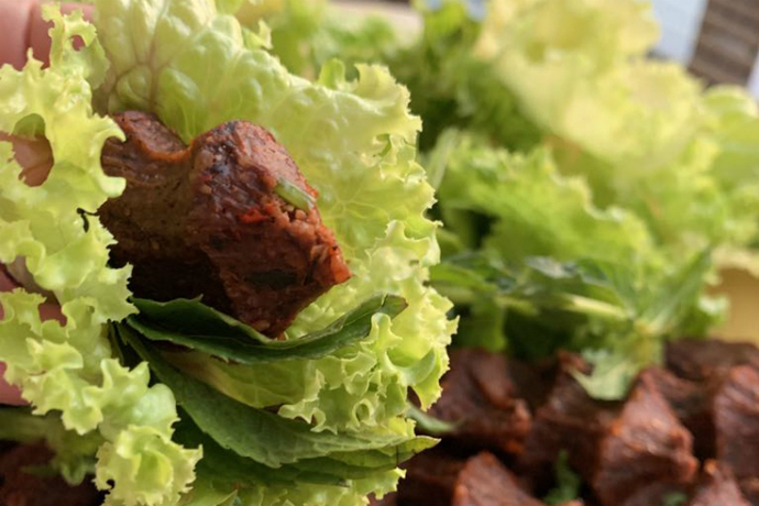 Yanına sadece bir tanesini seçme hakkın olsaydı çiğ köftenin yanına hangisini seçerdin?