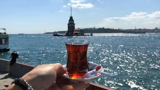 Çayını açık mı seversin koyu mu?