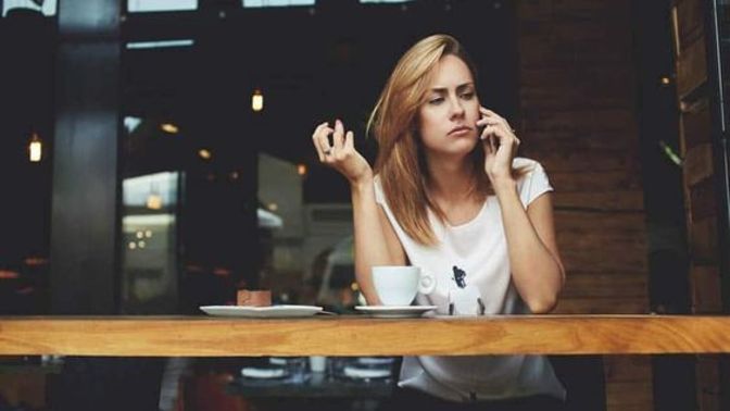 Eşimin telefonunda dating sayfasında gezindiğini gördüm, ne yapacağım şimdi?