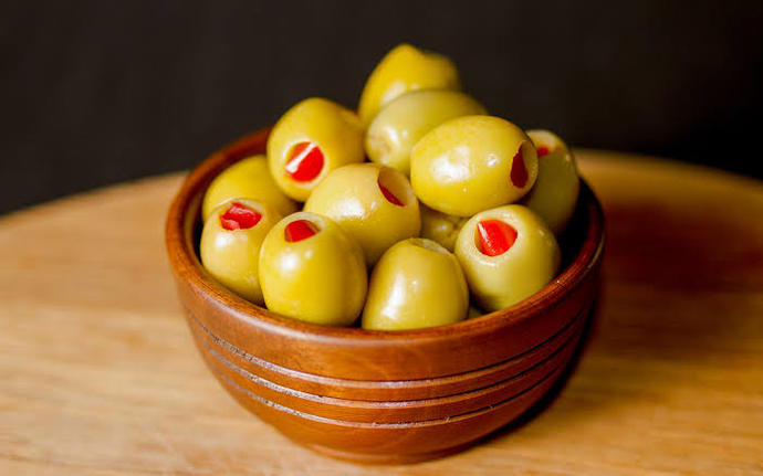 Siyah zeytin mi, yeşil zeytin mi daha çok seversiniz ?