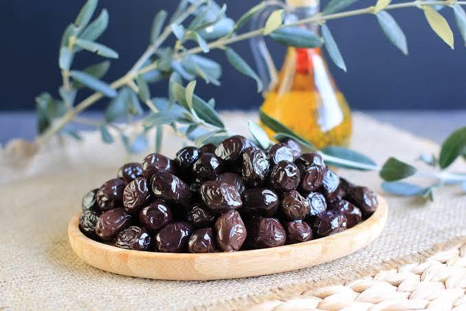 Siyah zeytin mi, yeşil zeytin mi daha çok seversiniz ?