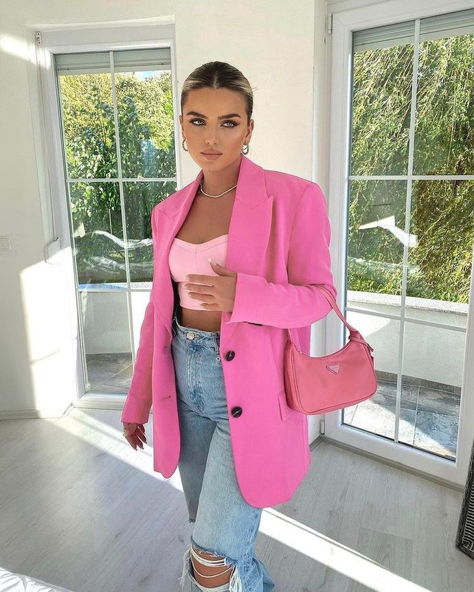 Blazer ceket altına en çok ne yakışır?