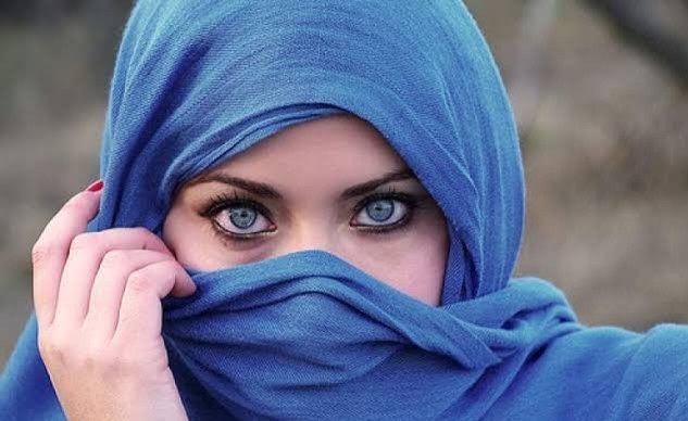 Kadın evlendiği erkeğin siyasi görüşünü, dini inancını, kültürünü kabul etmeli midir?