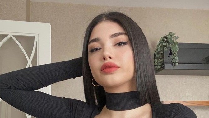 Düz saçlar nasıl görünüyor?