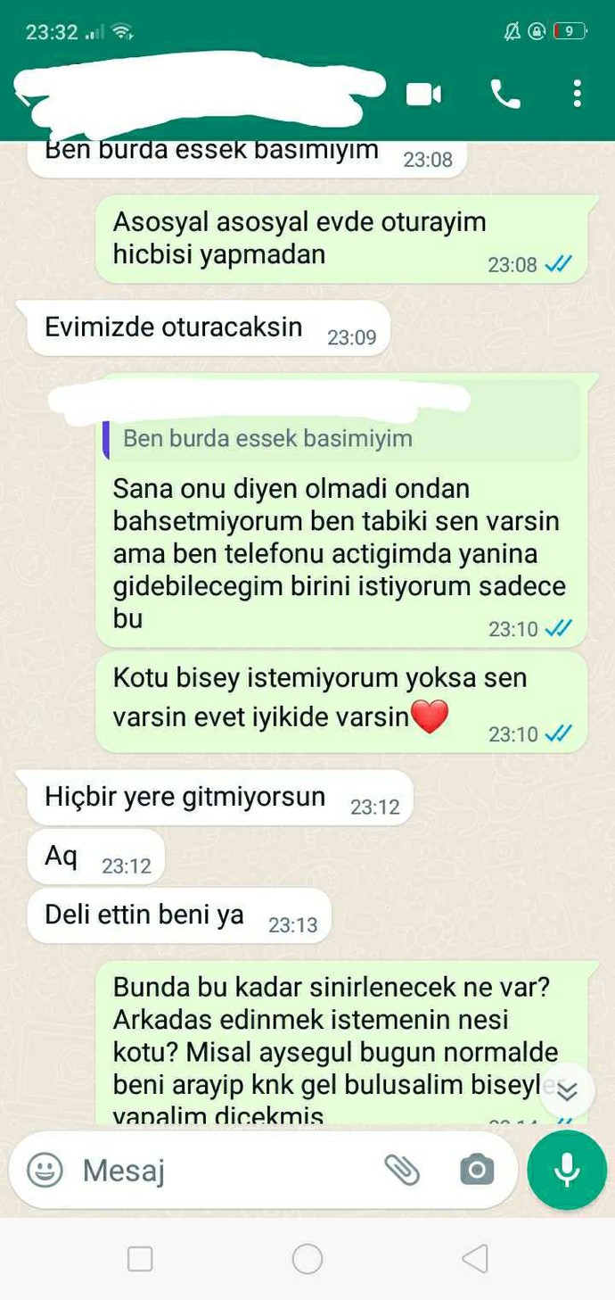 Sevgilim arkadas edinmeme izin vermiyor. Haklimi?