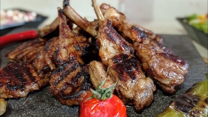 Gerçekten çevrenizde et alamayacak kadar kötü durumda insanlar var mı?