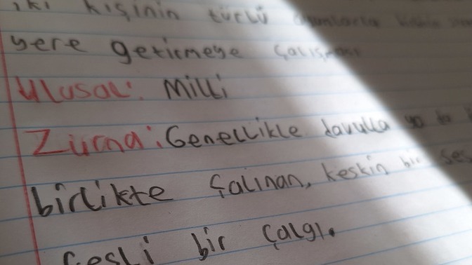 Millet gezerken siz neler yapıyorsunuz?