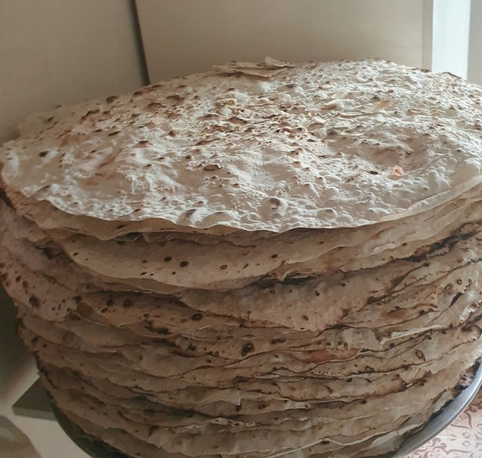 arada kaçamak yaparak temiz beslenmeden elenen bir tek ben değilim dimi destekleyin moral verin 😀
