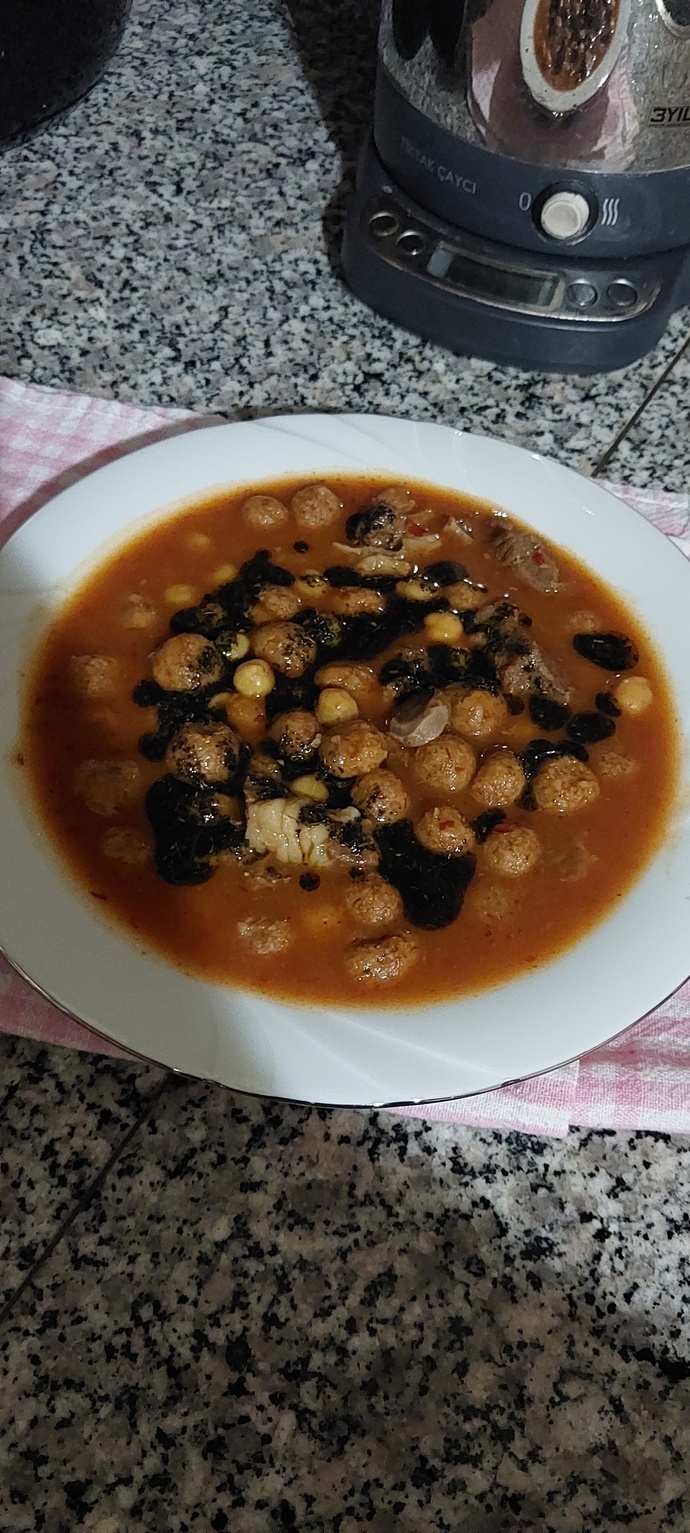 Gaziantep ekşili ufak köfte yemeğini denediniz mi?