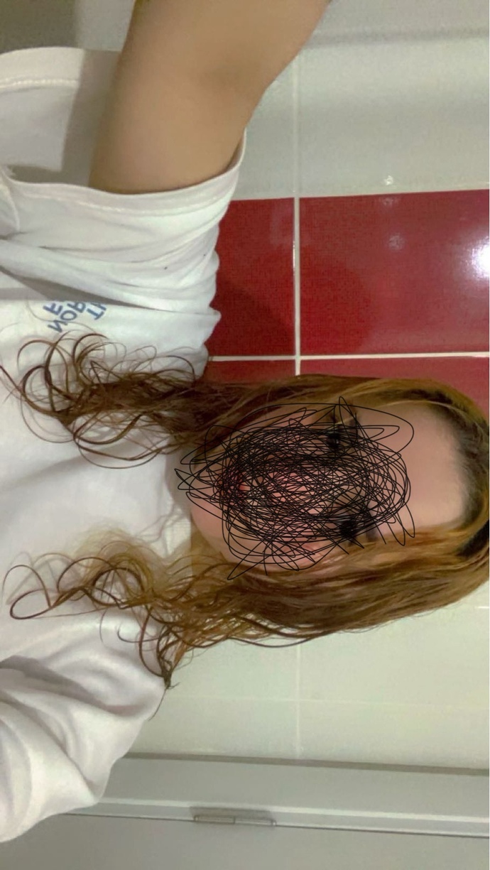 Bu sarıdan sonra saçımı kızıl mı kahverengi mi yaptırsam?