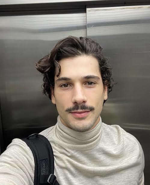 En beğendiğiniz erkek oyuncu?