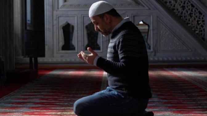 Hacet namazı nedir, nasıl kılınır? Hacet namazı ne zaman kılınır, hangi dualar okunur?