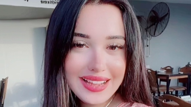 Güzel kadınların neden hayatında kimse olmaz?