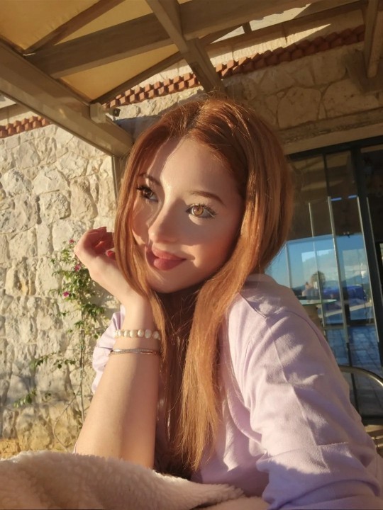 Uyku tutmadı fotoğrafa bakarak kişilik analizi yapabilen var mı?