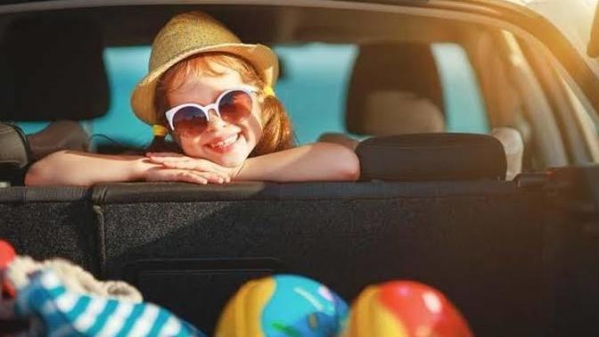 Sevgilinizle başbaşa tatil planlarken son anda kardeşinin de gelmesini istese tatili iptal eder misiniz?