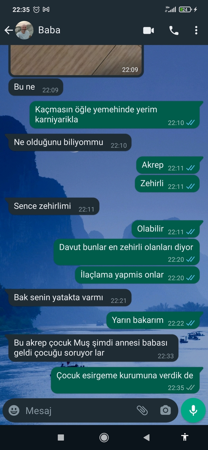 Bu arkadaşı tanıyan var mı?