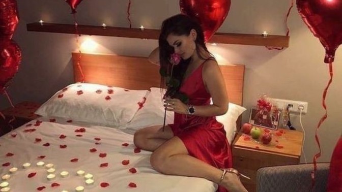 Partnerinizin size ufak sürprizler yapması sizi kendine bağlar mı?