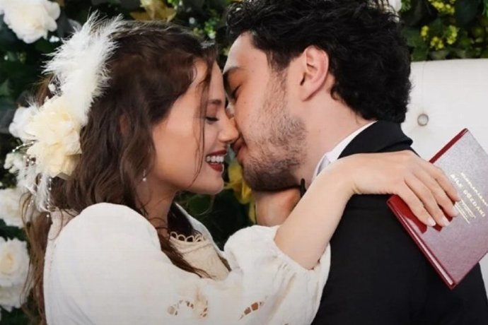 İlk sevgilinizle evlenseniz kaç yıllık evli olurdunuz?