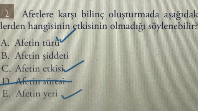 Arkadaşlar şu soruya ikidir bakıyorum anlamadığım kısmı detaylara ekleyeceğim okur musunuz?